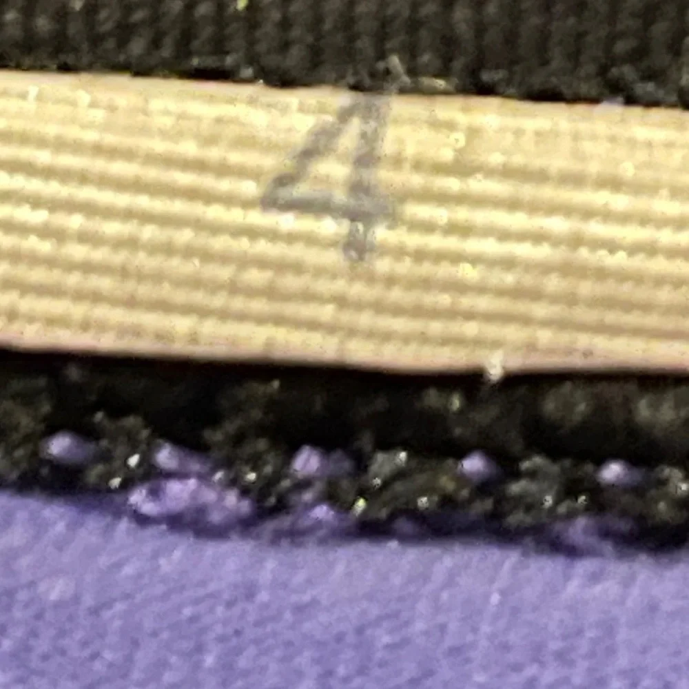 Lululemon Sweaty Or Not crops Floral Sport Backdrop Iris Flower size 4 - Picture 4 of 9